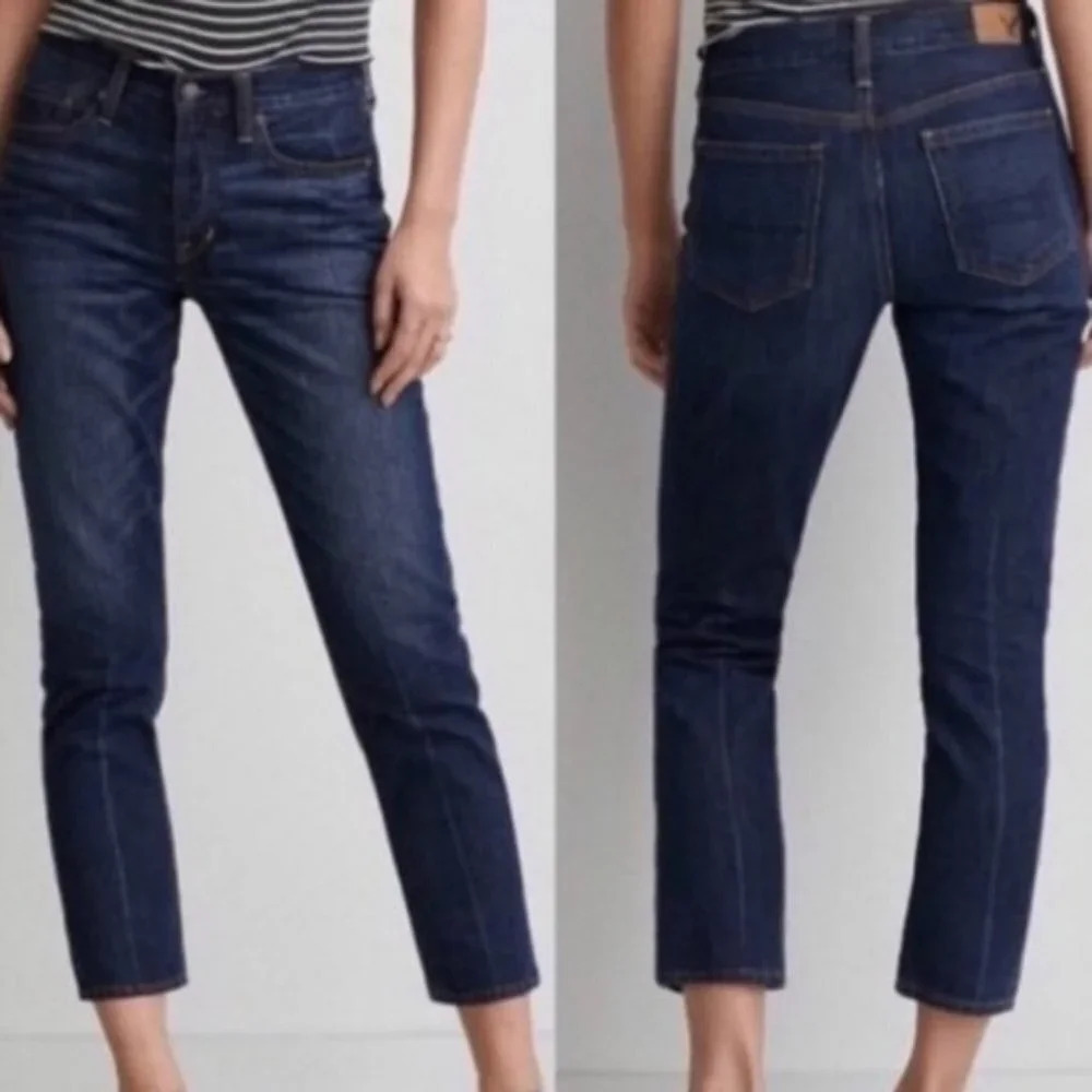 American Eagle Vintage Hi-Rise Dark Wash Jeans - 2